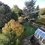 Melton Guest House