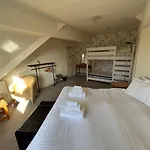 Melton Guest House