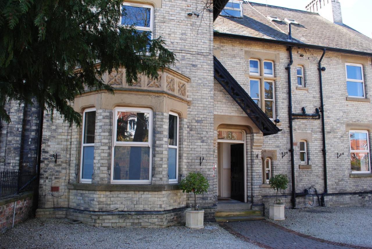 Guest house Melton *