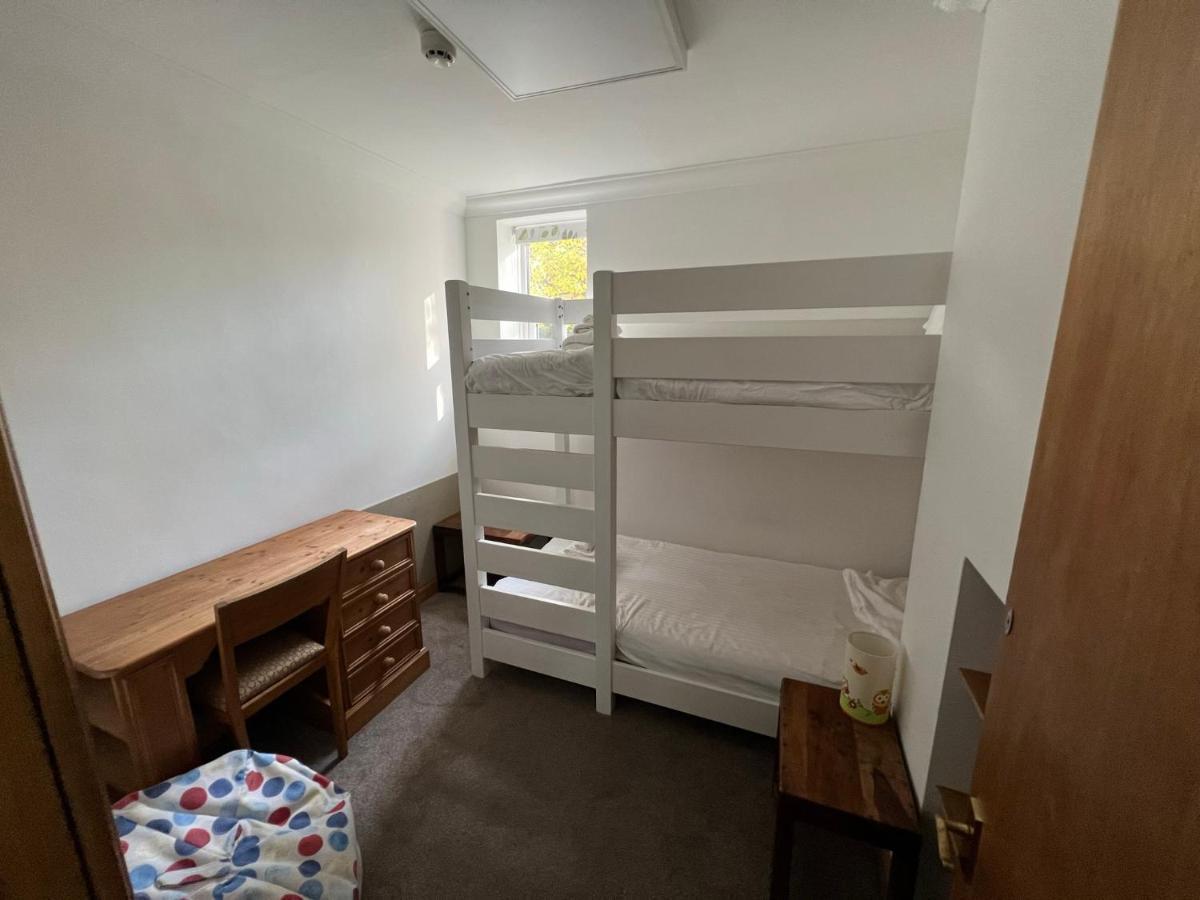 Melton Guest house *