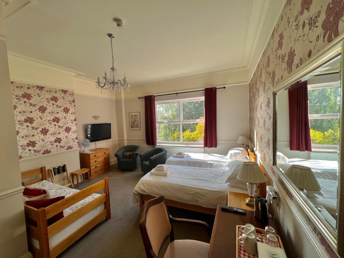 Guest house Melton York